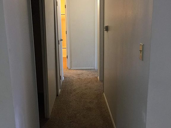 4th image of 1810 Linkton Dr