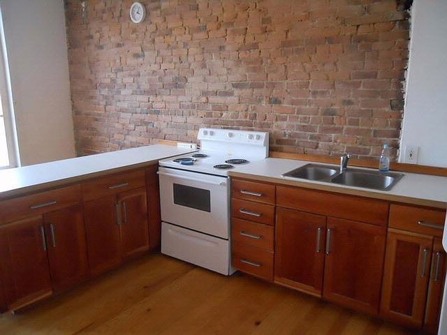 1st image of 118 Main St APT 3