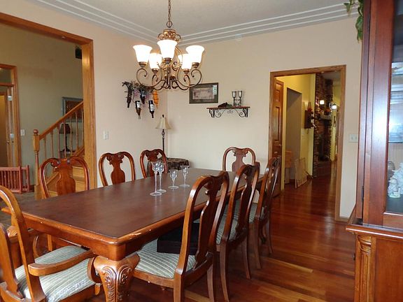 5th image of 46945 Queens Cove Cir