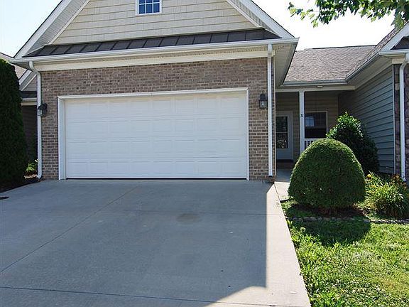 2nd image of 32 Brown Stone Dr