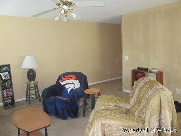 2nd image of 115 E West Victoria Ct