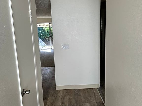 3rd image of 533-555 N Cedar St #543