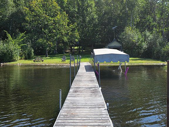 5th image of 307 S Lake Lawrence Rd NE