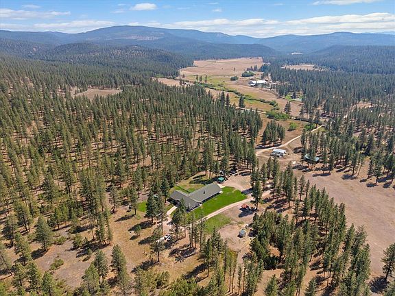 3rd image of 35322 Washoe Rd