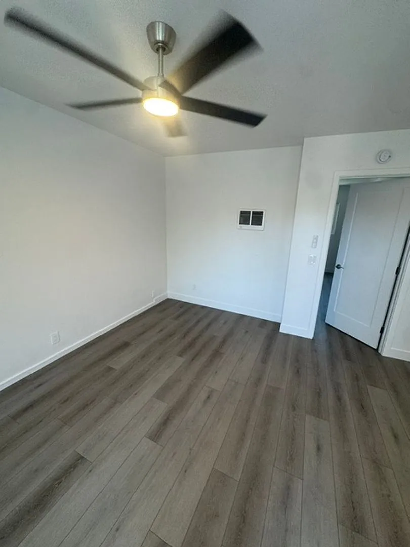 3526 Park — Photo 2
