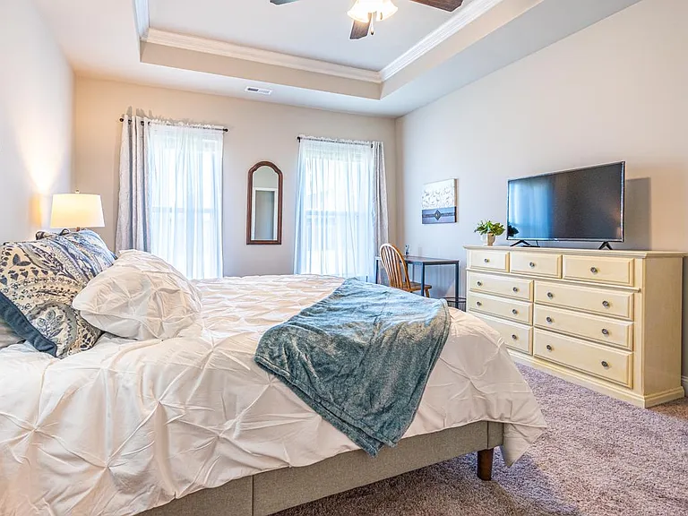Tallulah Dr — Photo 35