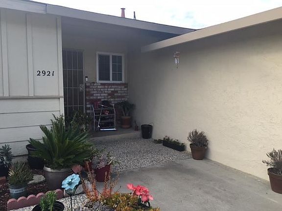 2nd image of 2921 Fairfax Ave
