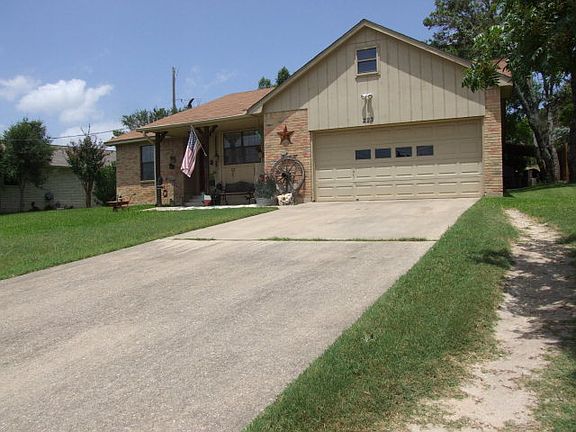 2nd image of 223 Southway Dr