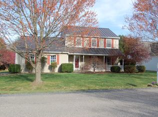44 Arrowhead Ln, Stuarts Draft, VA 24477