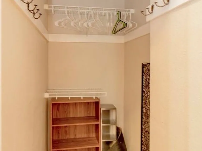 901 NE 43rd St #206 — Photo 6