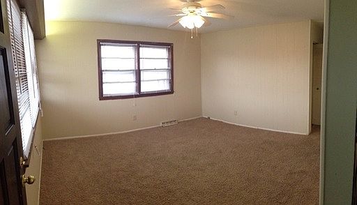3rd image of 3157 S Glenn Ave