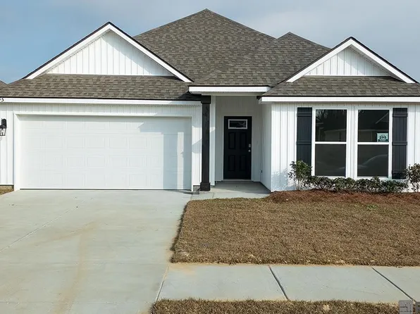 445 Miraval Ave, Zachary, LA 70791