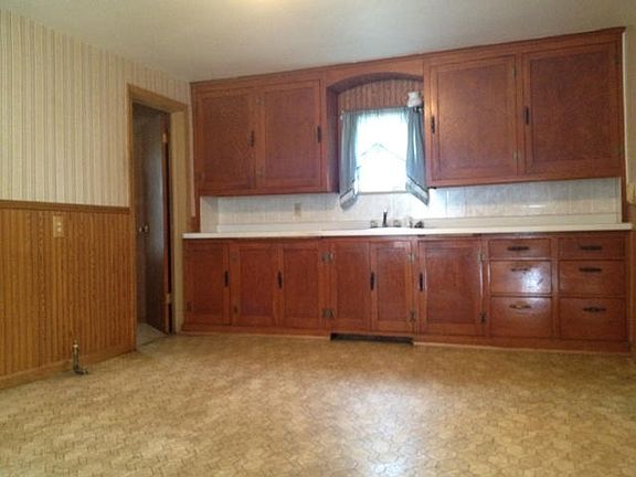 3rd image of 1105 18th Ave