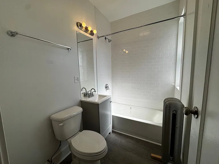 6422 N Greenview Ave #2 — Photo 11