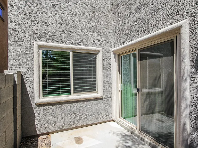 1807 W Minton St — Photo 16