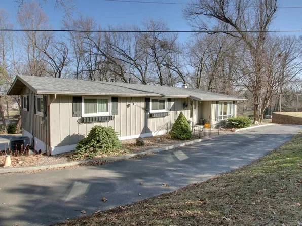 902 Cypress Point, Quincy, IL 62305