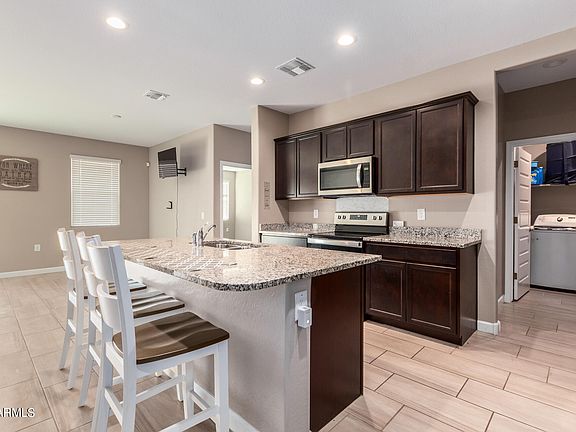 5th image of 5211 W WESTERN STAR Boulevard