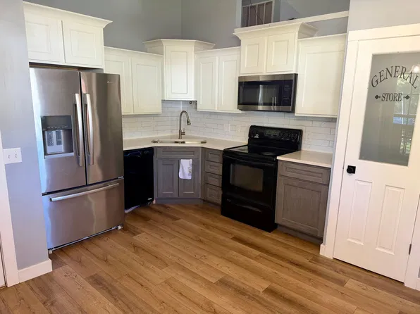 2500 Dogwood Ln, Lafayette, IN 47905
