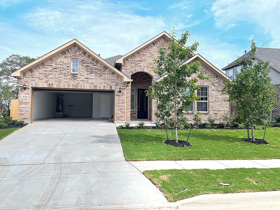 1st image of 1528 Deloris Ln