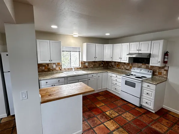 2130 Main St #A, Morro Bay, CA 93442