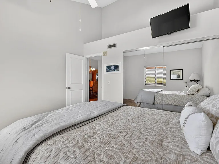 101 Ocean Bluffs Blvd #504 — Photo 37