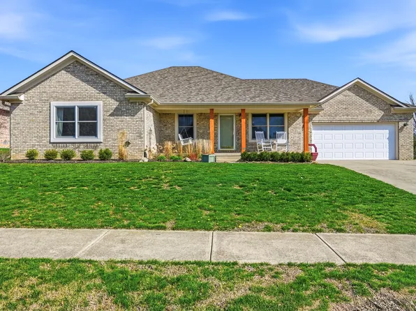 2510 Oak Dr, Clayton, IN 46118