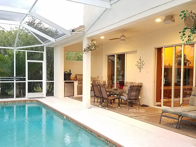 10847 Barbados Isle Dr — Photo 22