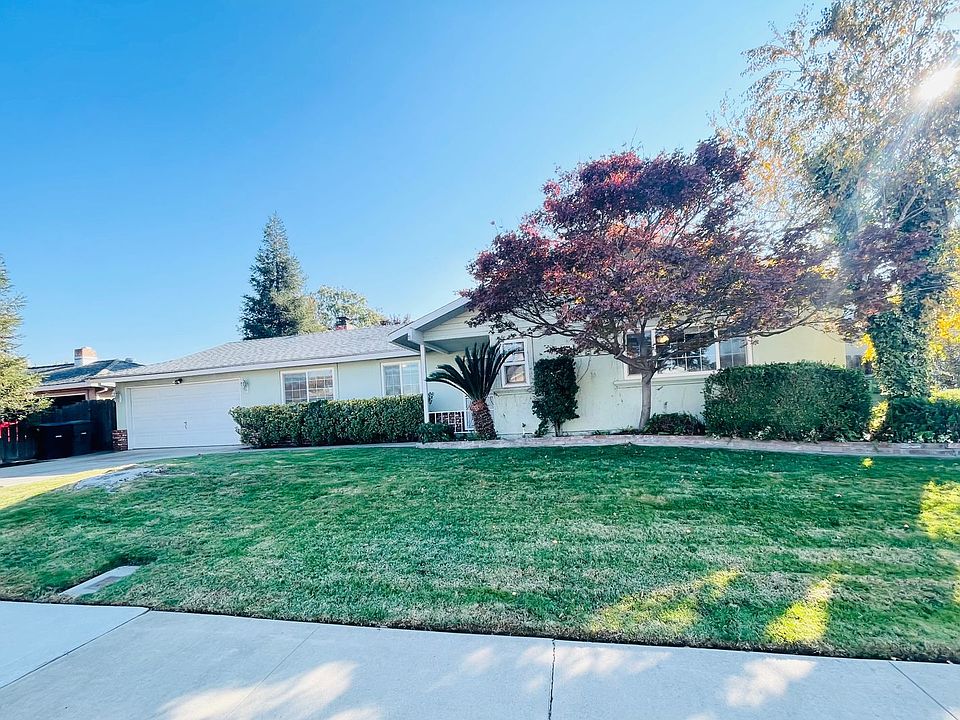 1st image of 214 Della Dr