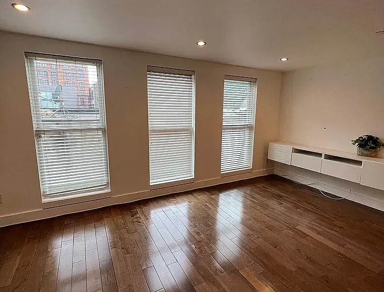 20 N 3rd St #4 — Photo 14
