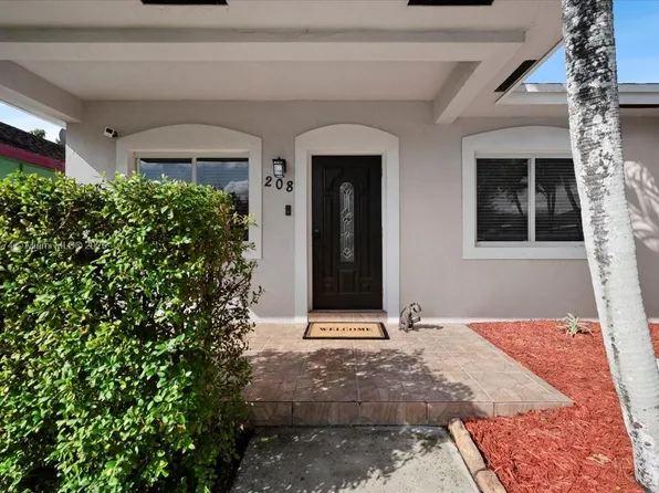 208 SW 15th Ter, Homestead, FL 33030