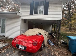 28 Edgemont Drive, Kimberling City, MO 65686