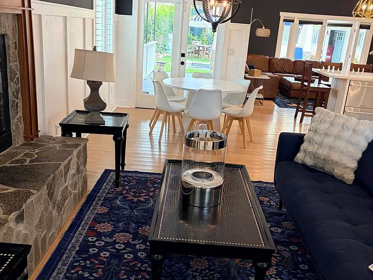 4620 Narragansett Ave — Photo 36