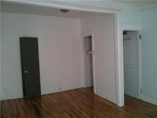 Rented by R New York | media 2