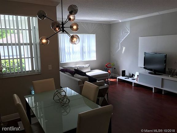 3rd image of 3115 NE 184th St APT 4301