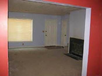 2nd image of 170 Holcomb Ferry Rd