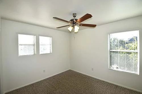 4th image of 7411 S 39th Dr