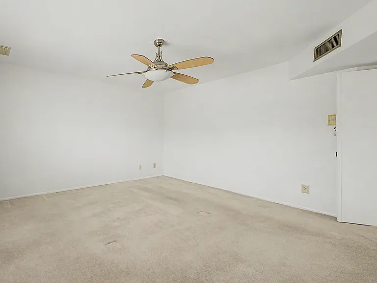 14612 N 49th Way — Photo 15