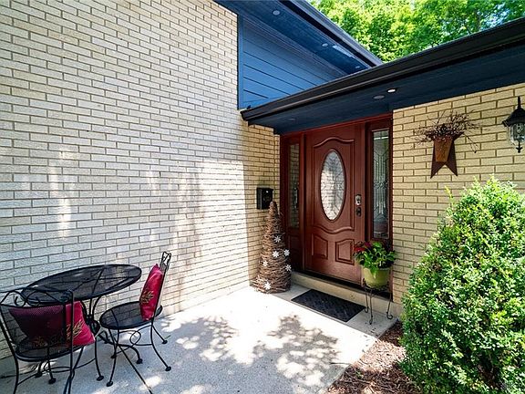 3rd image of 4812 Rean Meadow Dr