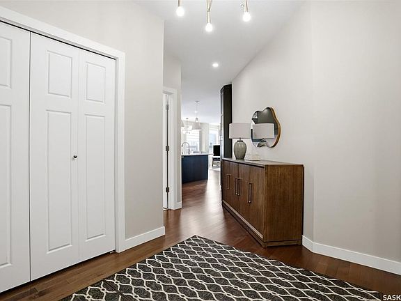 3rd image of UNIT 1202-2055 Rose STREET