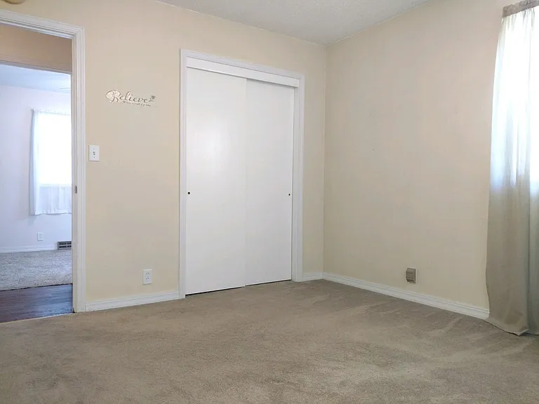 1247 Doreen Ave — Photo 7