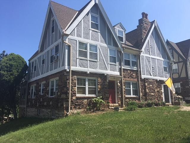 1st image of 600 E Meyer Blvd