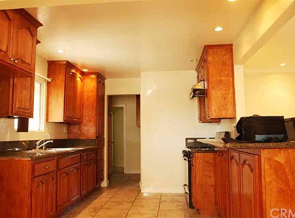 5th image of 3159 1/2 Mangum St