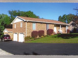 141 Pheasant Cir, Chambersburg, PA