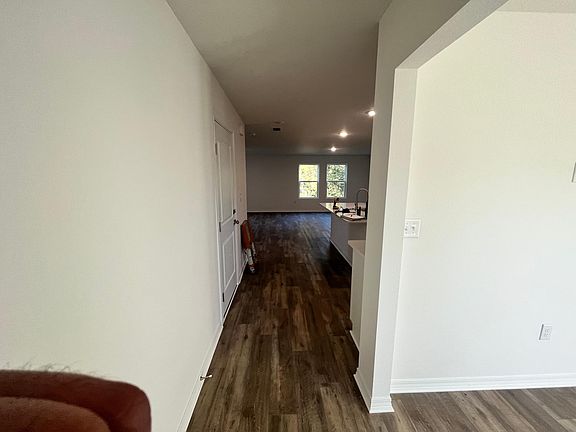 3rd image of 4890 Kensington Ln
