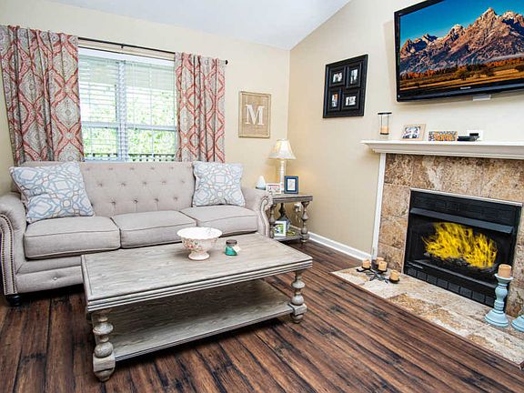 4th image of 308 Bowers Park Cir