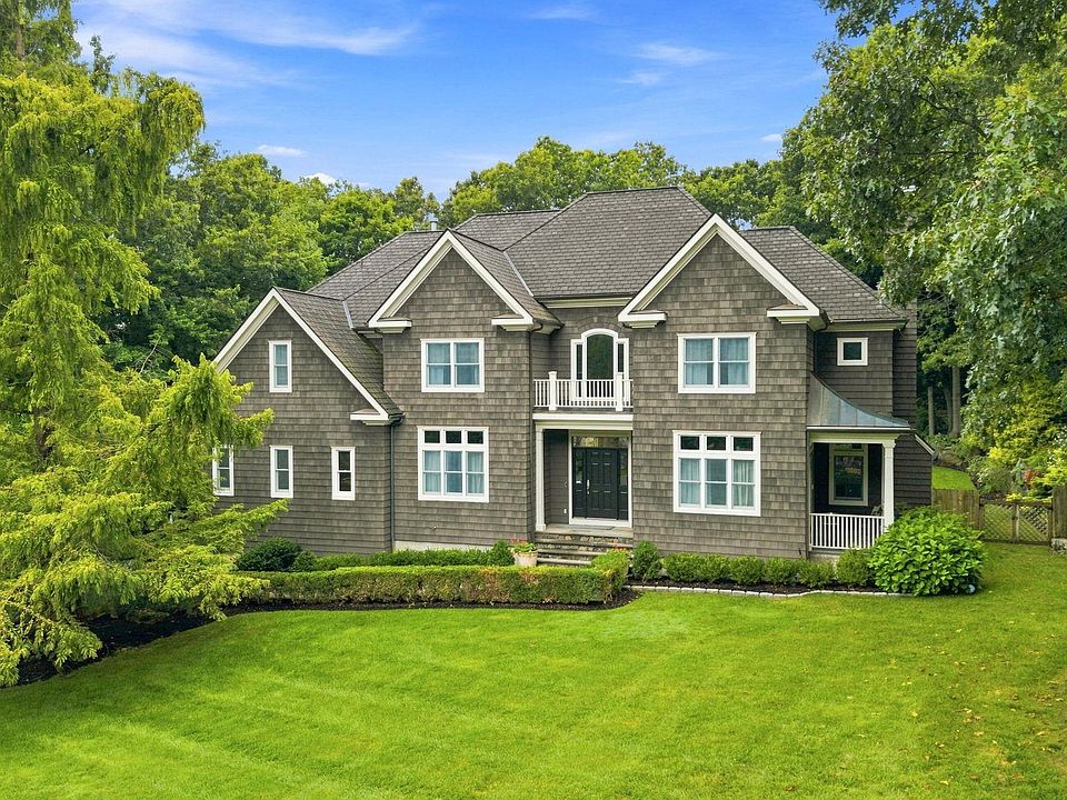 1st image of 7 Lauro Ridge Court