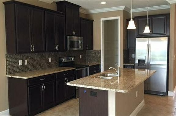 A closer look at the kitchen details!