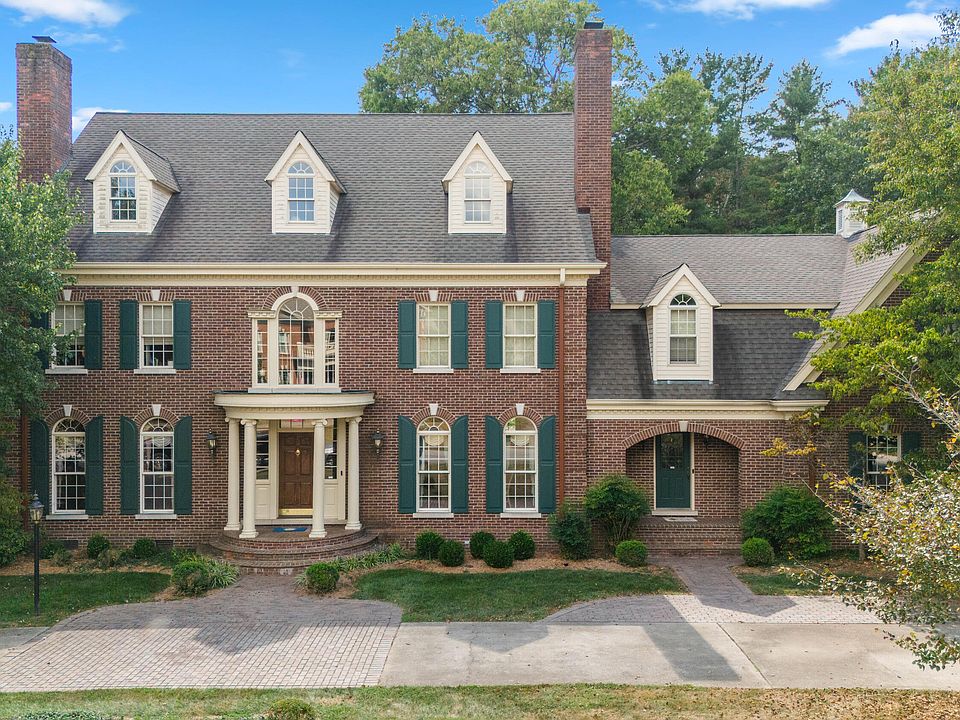 1st image of 309 Stonehedge St