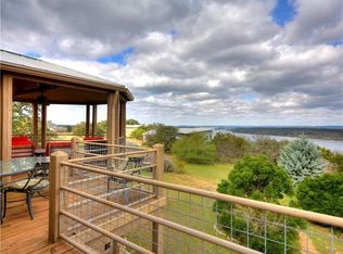 121 Keswick Dr, Spicewood, TX 78669