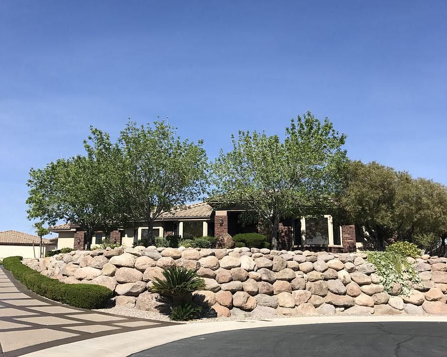 2nd image of 1480 Chaparral Dr